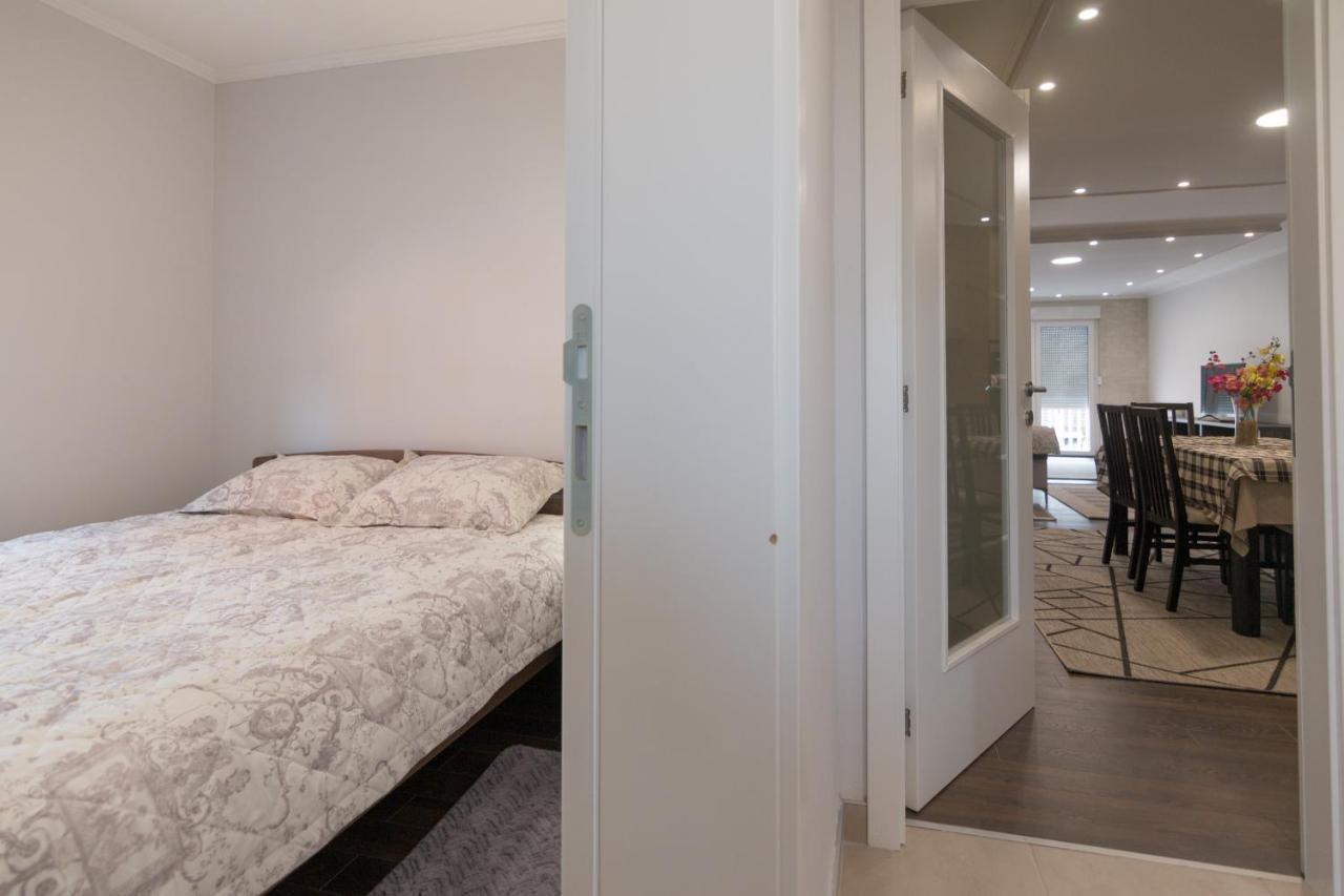Apartment Lili บายินา บาชตา ภายนอก รูปภาพ